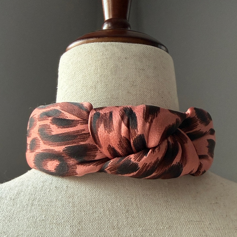 BUNDLE 🎀 LELE Sadoughi Leopard Print Headbands Pink Nude - Picture 3 of 8